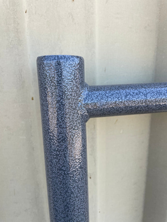 Enclosed 10x20 Stall with 10x10 Shelter (5 Rail)